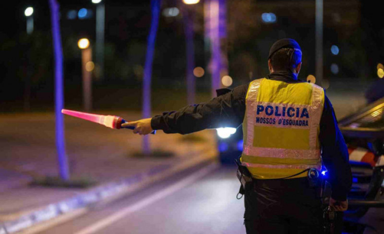 Fuga de pel·lícula: Roba un cotxe, l'encasta contra 5 comerços i fa 22 km en sentit contrari a Lleida