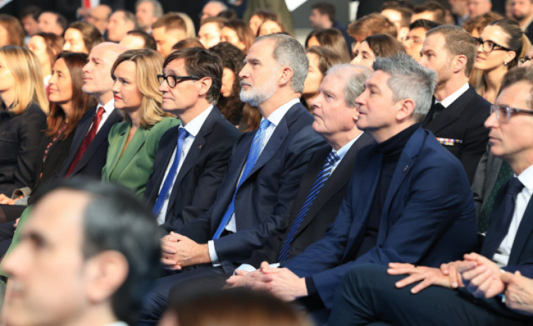 El Rei Felip VI visita l'Associació Ítaca de l'Hospitalet pel Tour Talent