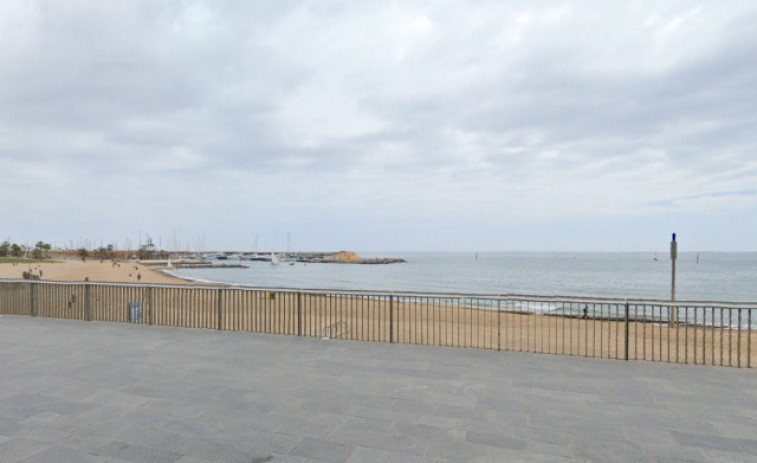 Apareix un cadàver vestit i sense documentació a la platja del Somorrostro de Barcelona