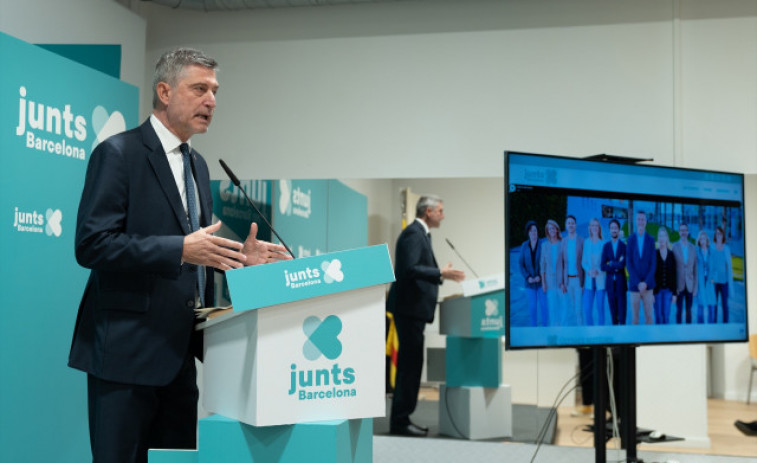 Junts pregunta a Collboni si la Urbana multa vehicles amb el distintiu CAT a la matrícula