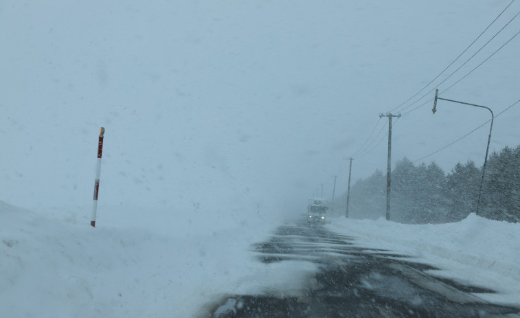 Atrapades més de 100 persones per les fortes nevades a 2 hotels de l'est del Japó