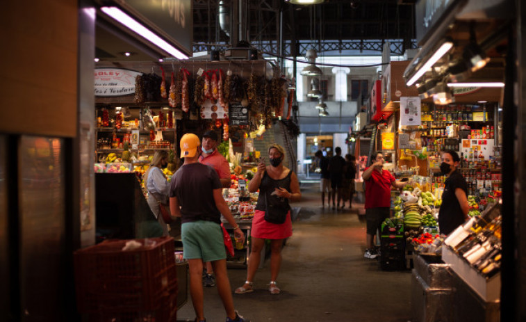 Denuncien que un lladre ha robat tres vegades a una mateixa parada del mercat de la Boqueria