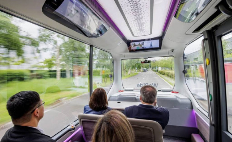 Barcelona estrena el primer autobús sense conductor: innovació i desafiaments en la mobilitat urbana