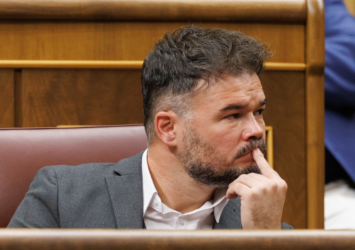 El portavoz de ERC en el Congreso, Gabriel Rufián, en su escaño