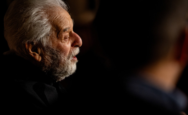 Jodorowsky presenta 'Psicomagia: un art per a sanar' davant unes 1.000 persones a Barcelona