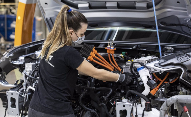 Brussel·les relaxa sancions al sector del motor, però manté els objectius climàtics