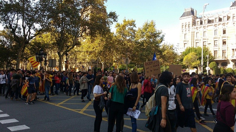 Manifestació estudiants barcelona 26 octubre 3