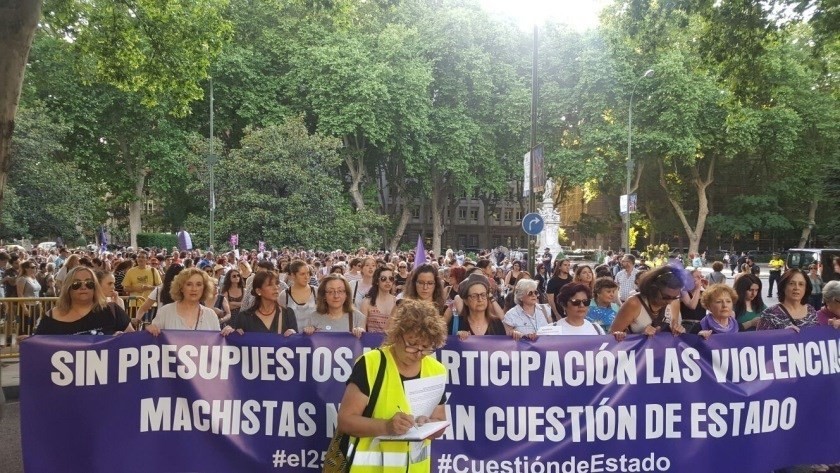 Feministes violència gu00e9nero manifestaciu00f3n