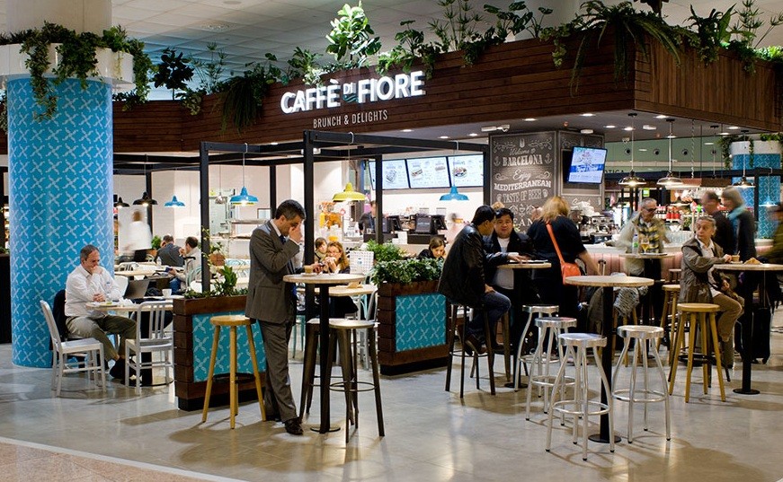 Restaurant cafeteria aeroport prat