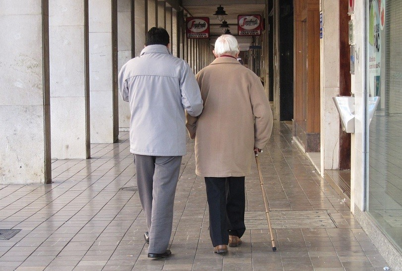 Dependència ancians passeig 21032018