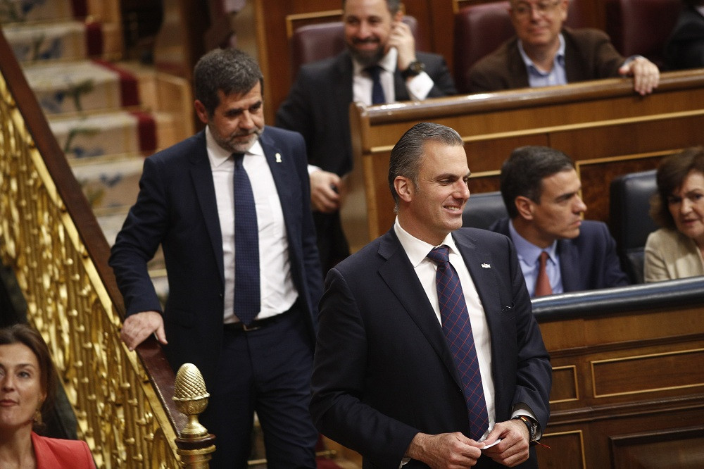 El pres del Procés i expresident de ANC Jordi Sànchez i Javier Ortega Smith (VOX)