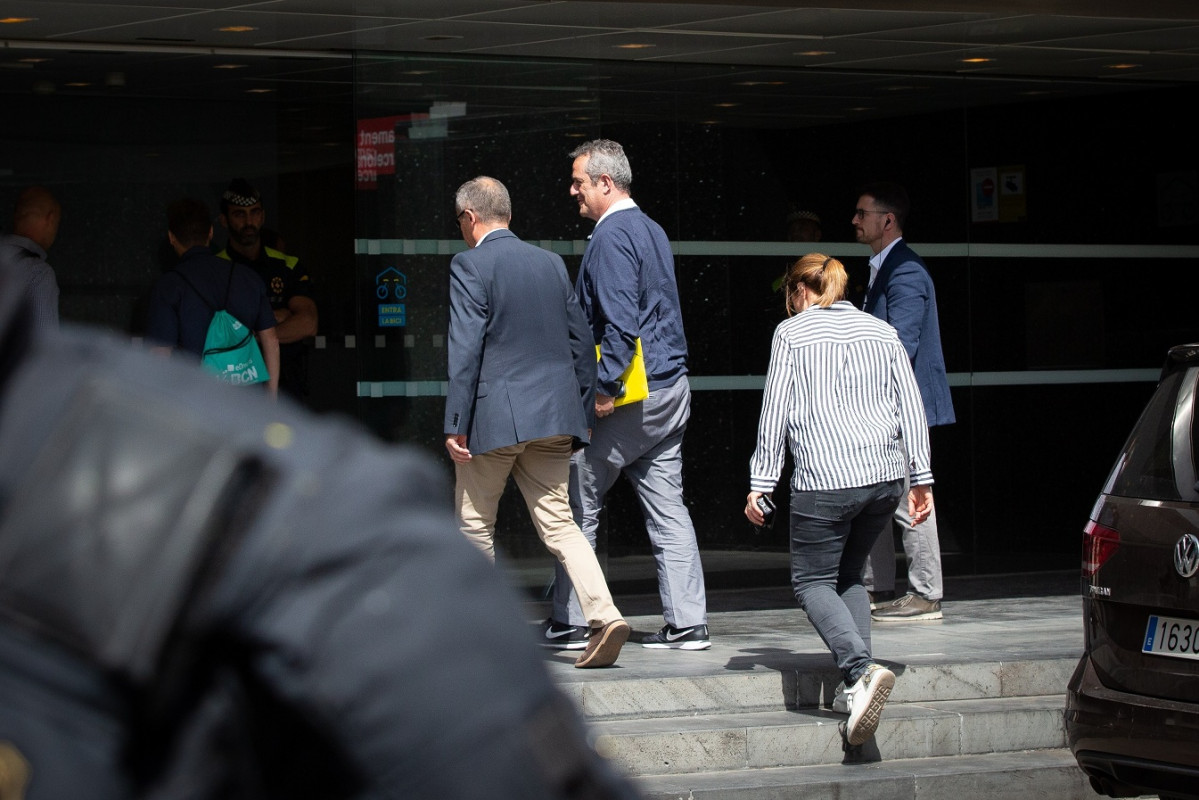 Joaquim Forn dalt a l'Ajuntament de Barcelona