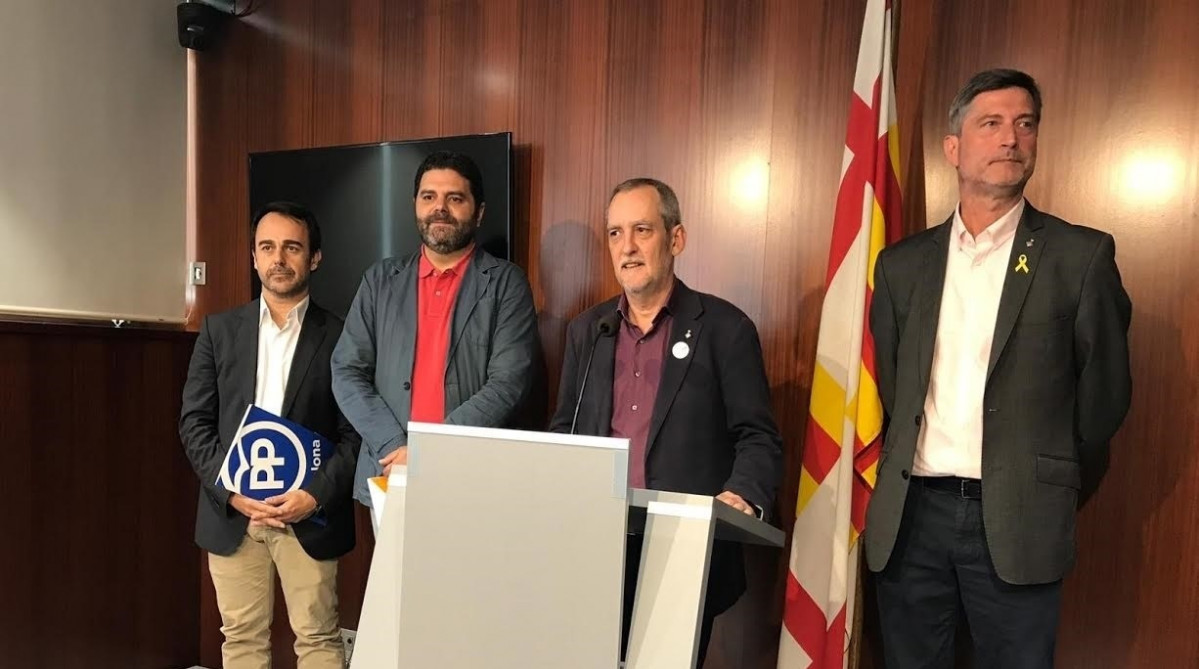 ERC, JxCat, Cs i PP tumbaru00e1n el cartipàs de Colau si vol ofegar la oposiciu00f3n