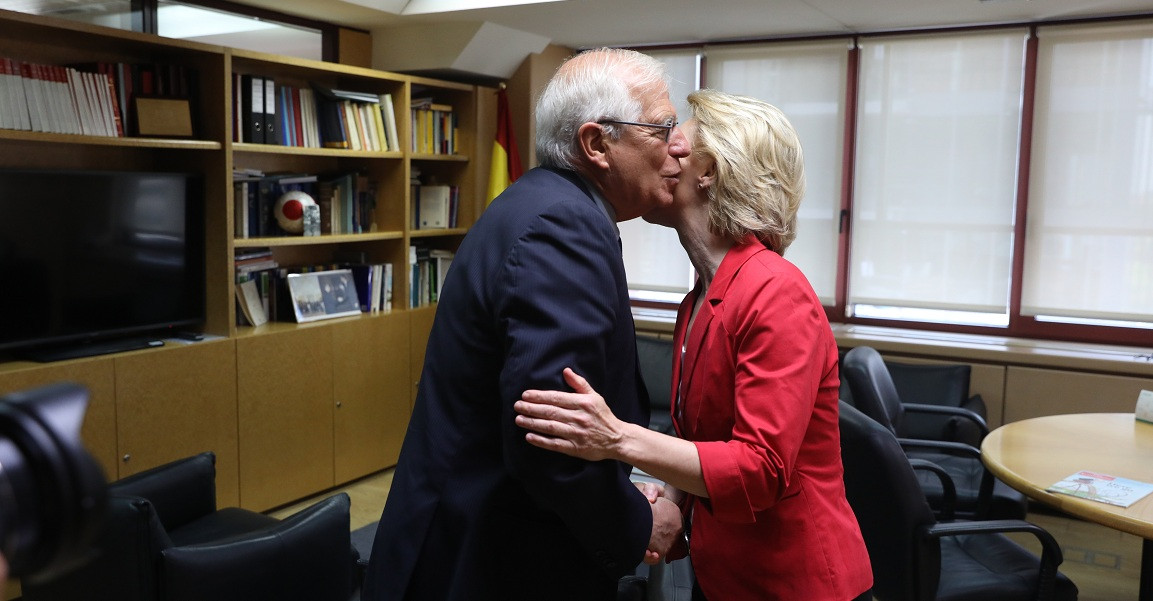 Josep Borrell i Ursula von der Leyen