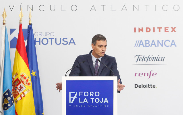 El presidente del Gobierno en funciones, Pedro Sánchez, clausura el I Foro La Toja-Vínculo Atlántico al que asiste el presidente del Gobierno en funciones, Pedro Sánchez, en O Grove (Pontevedra/Galicia/España) a 5 de octubre de 2019.