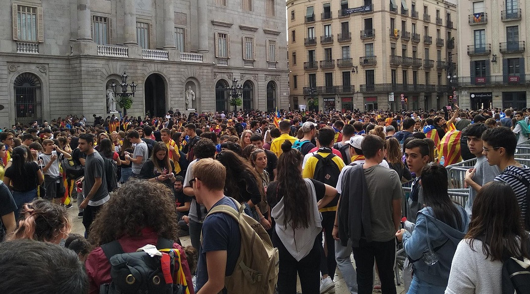 Estudiants a Sant Jaume a la vaga general