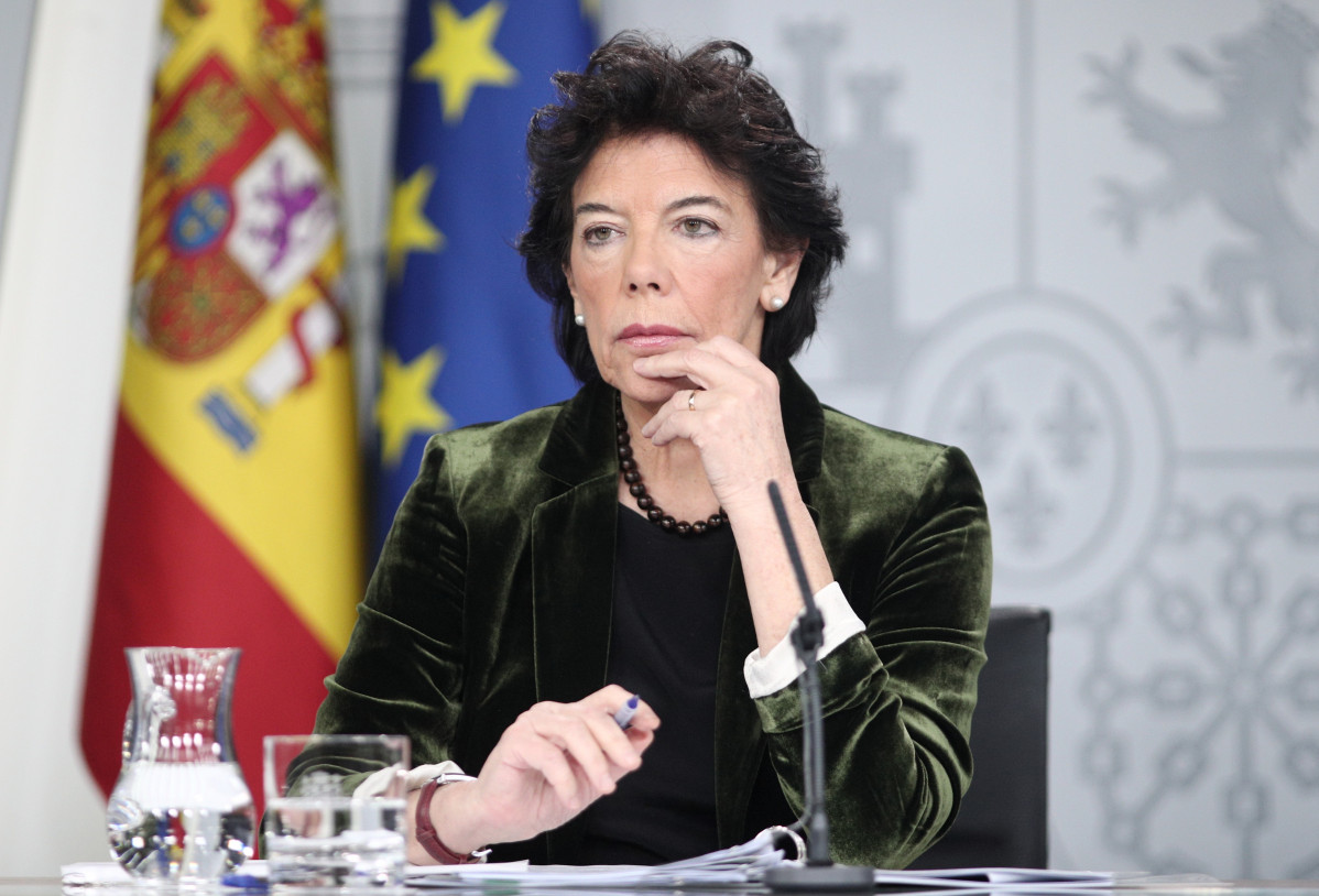 Isabel Celaá abans de 10N