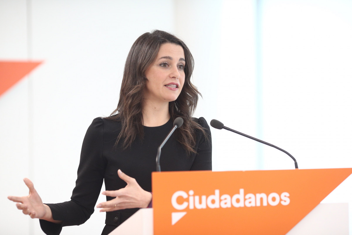 La presidenta de Ciutadans i portaveu al Congrés dels Diputats, Inés Acostades, a la seu de el partit.