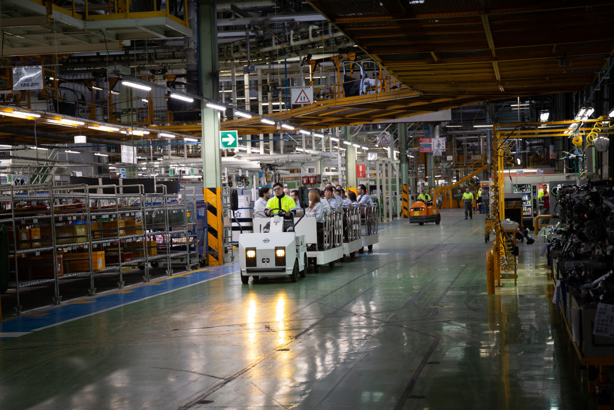 Imatge de treballadors de l'automoció a la planta de Nissan a Barcelona.