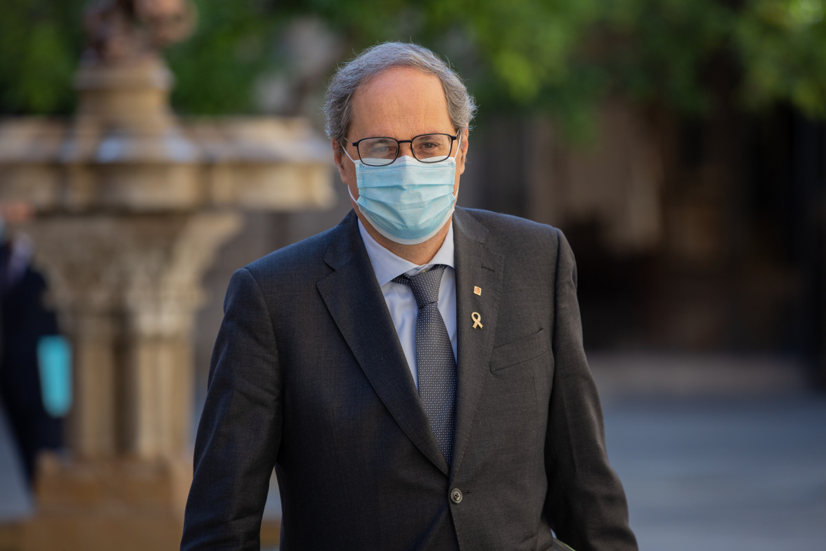 El president de la Generalitat, Quim Torra, a l'arribar a al Palau de la Generalitat.