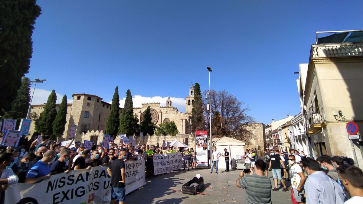 Manifestació nissan sant cugat