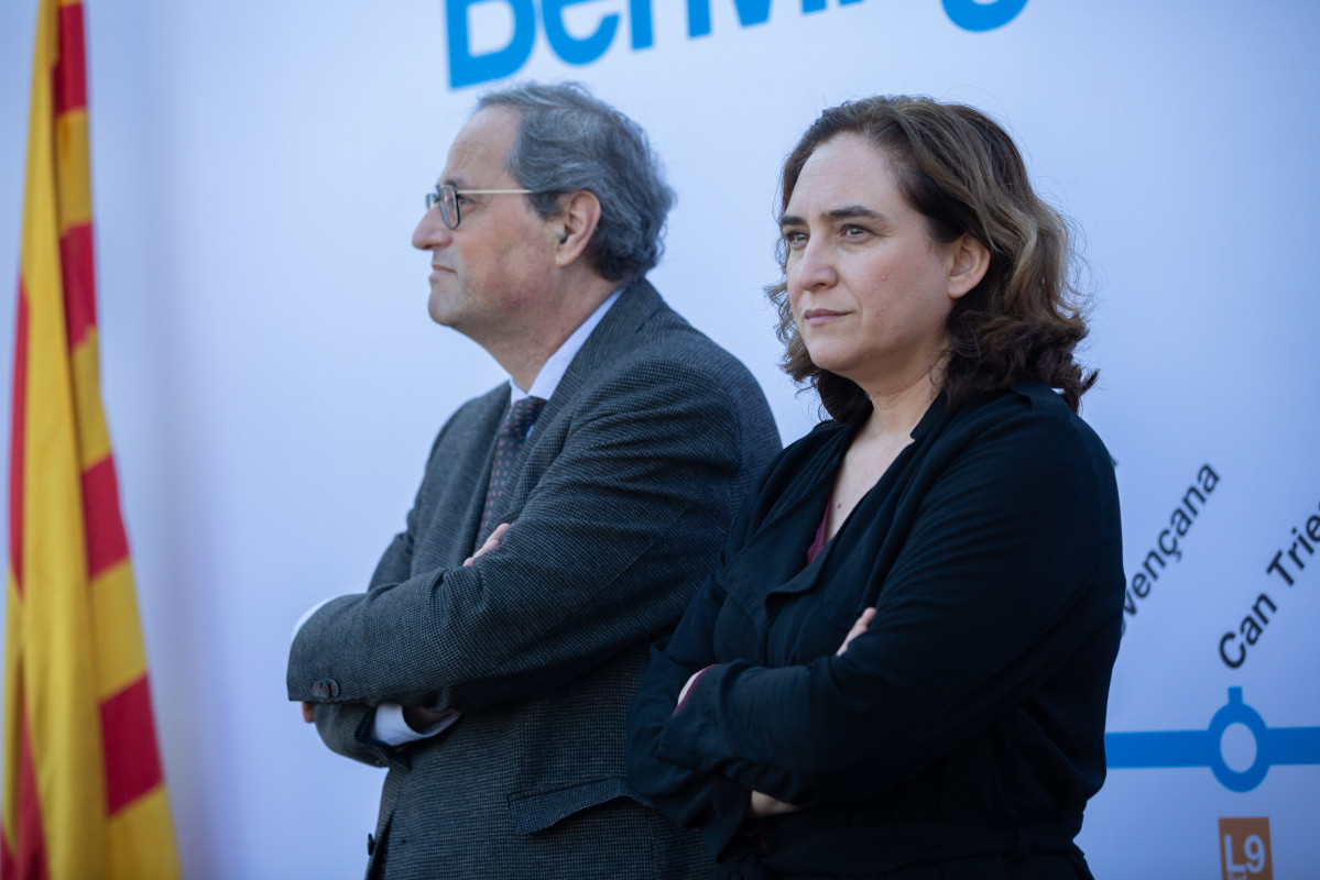 Quim Torra i l'alcaldessa de Barcelona, Ada Colau, inauguren l'estació Zona Franca de la L10 Sud de Metro de Barcelona, a 1 de febrer de 2020