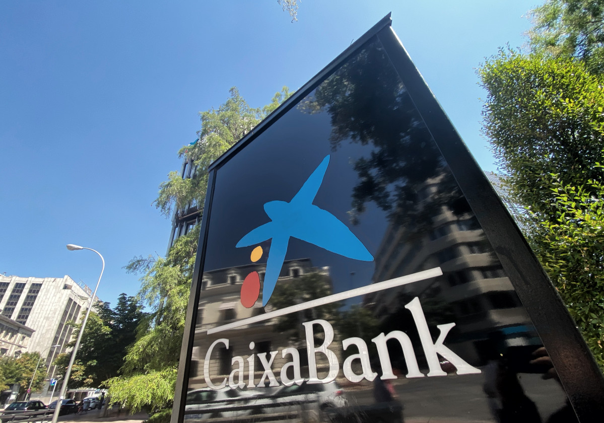 Logotip de Caixabank, a Madrid (Espanya), a 31 de juliol de 2020.