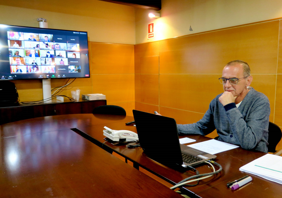 L'alcalde de Lleida, Miquel Pueyo, en la reunió telemàtica amb alcaldes de l'Estat, l'1 de setembre de 2020.