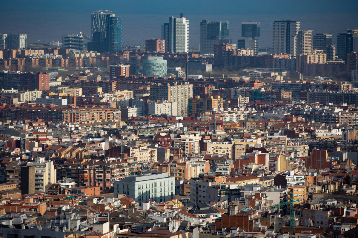 Panoràmica de la ciutat de Barcelona, a Barcelona / Catalunya (Espanya) a 30 de gener de 2020.