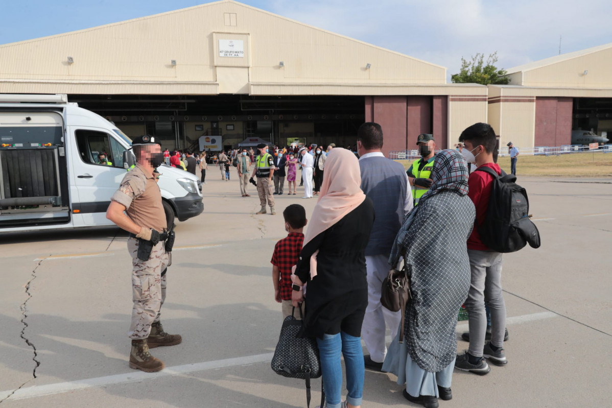 Un total de 292 persones evacuades des de l'Afganistan arriben a la Base Aèria de Torrejón, a 25 d'agost de 2021