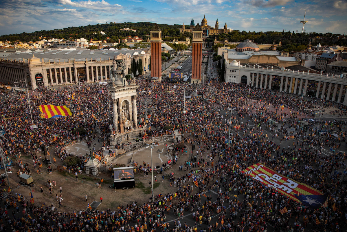 Manifestació de l'ANC per la Diada a la plaça d'Espanya de Barcelona.