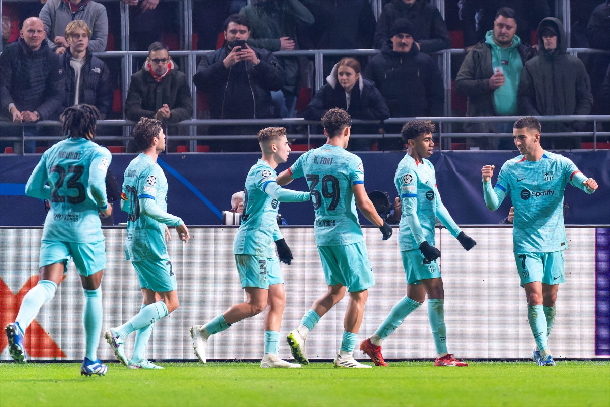 EuropaPress 5637400 ferran torres de fc barcelona celebrats a l'hora de scoring the teams first goal