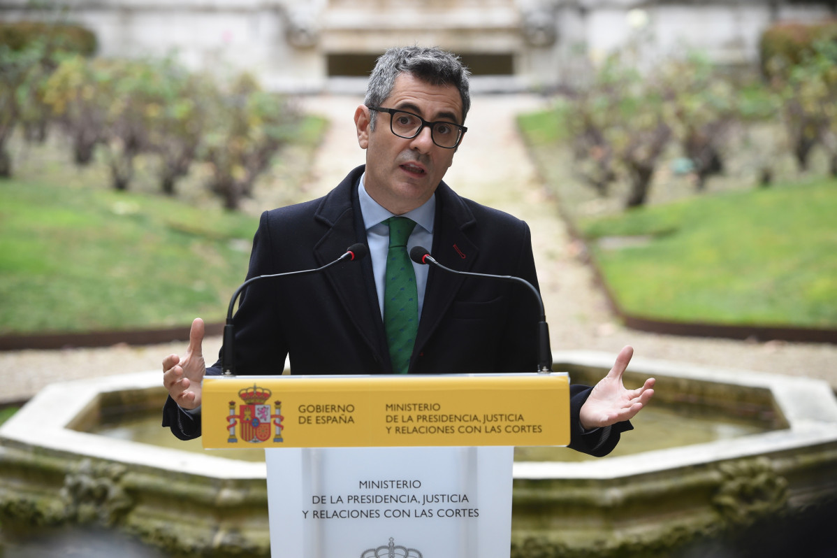 El ministre de la Presidència, Relacions amb les Corts i Justícia, Félix Bolaños, intervé durant la trobada amb representants de l'Associació Professional de la Magistratura (APM)