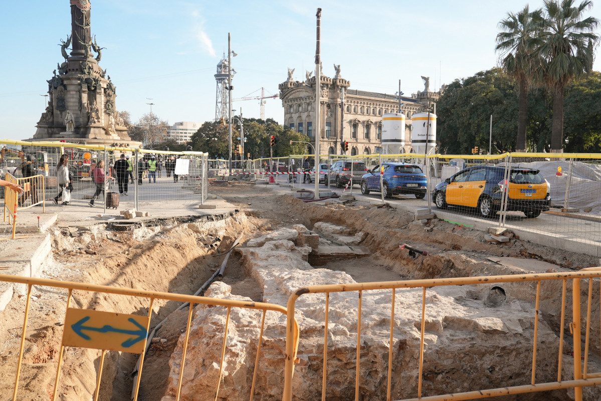 Les restes arqueològiques que han quedat al descobert per les obres de reurbanització de la Rambla.