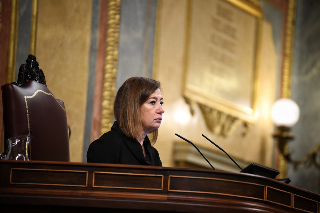 Arxiu - La presidenta del Congrés, Francina Armengol, durant una sessió de control al Govern al Congrés dels Diputats, a 11 de desembre de 2024, a Madrid (Espanya). El PP encara la sessió de control al Govern d'avui al Congrés com un