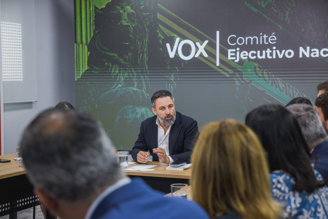 Archivo - El líder de VOX, Santiago Abascal, durante una reunión extraordinaria del Comité Ejecutivo Nacional de VOX.